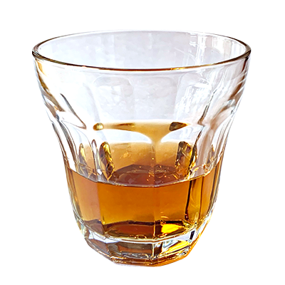 ウイスキーの入ったグラス